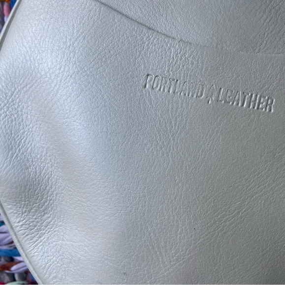 Portland Leather - NWOT - Large Circle in Pearl ✨ - Picture 2 of 6